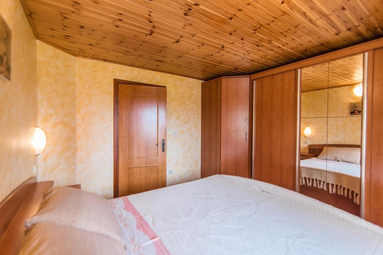 Apartment Nilda Valdi Sabadin Buitenkant foto